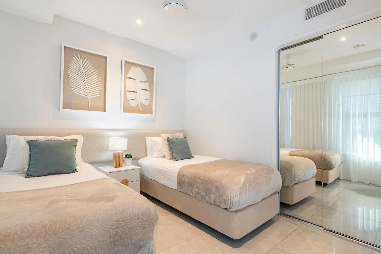 Oceanus Oasis At Bokarina Beach -Stunning Modern Coastal Apartment Кавана-Уотерс